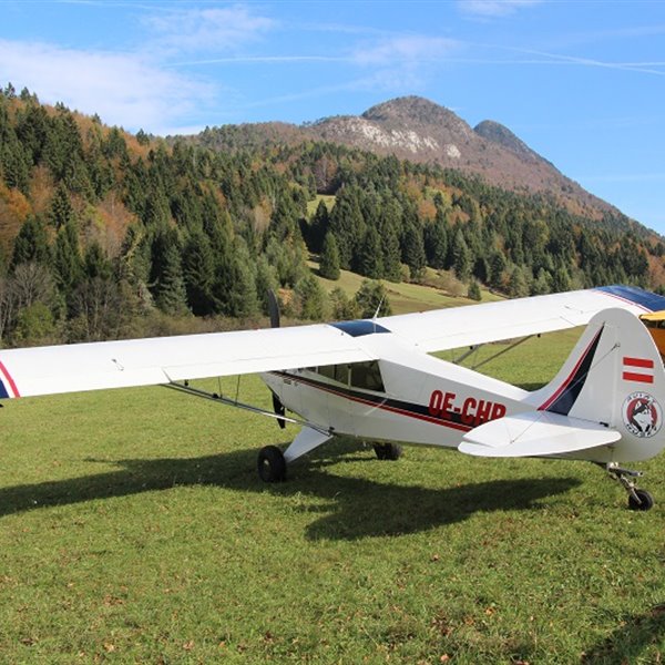 - Raduno AIPM a Sella Valsugana - chiusura stagione estiva 2014 - <p>Pranzo al Ristorante Carlon</p>

<p>+ 100!!</p>

<p>Foto di Flavio Canton e Valentina Musmeci</p>

<p>&nbsp;</p>
