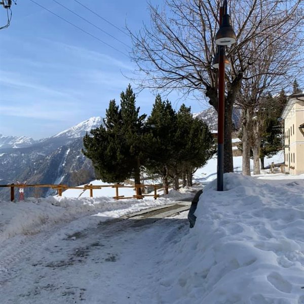 - Chamois - Febbraio 2021 foto di Gianluca Tronconi - <p>Una bella Galleria di una bella giornata di sole sulla neve dell&#39;Altoporto di Chamois.</p>
